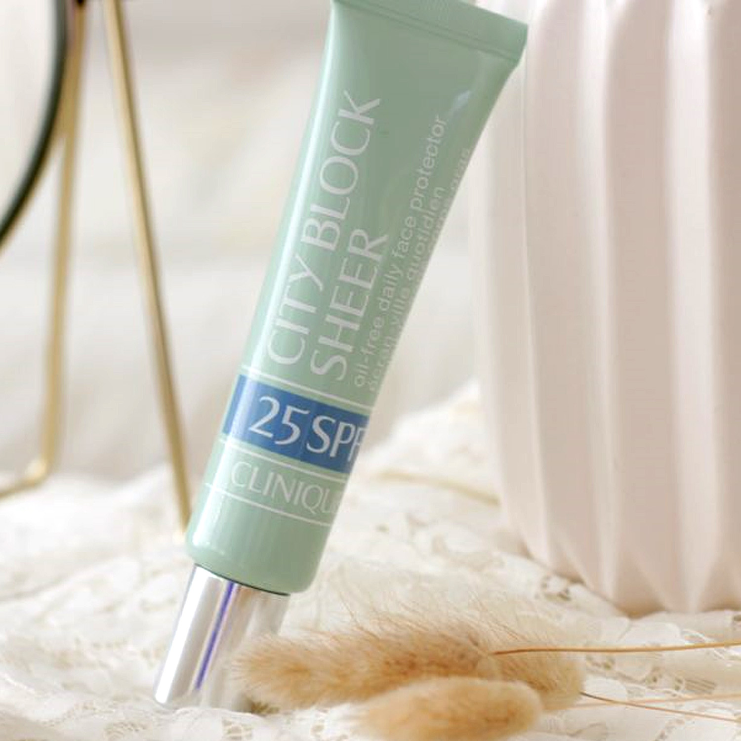 ضد آفتاب کلینیک سیتی بلاک SPF 25T کرم ضد آفتاب سیتی بلاک کلینیک